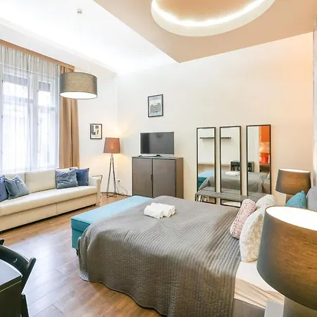 Deluxe With 4bedrm 2 Bathrm * Budapeşte