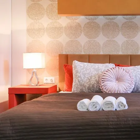 Apartmán Deluxe With 4bedrm 2 Bathrm