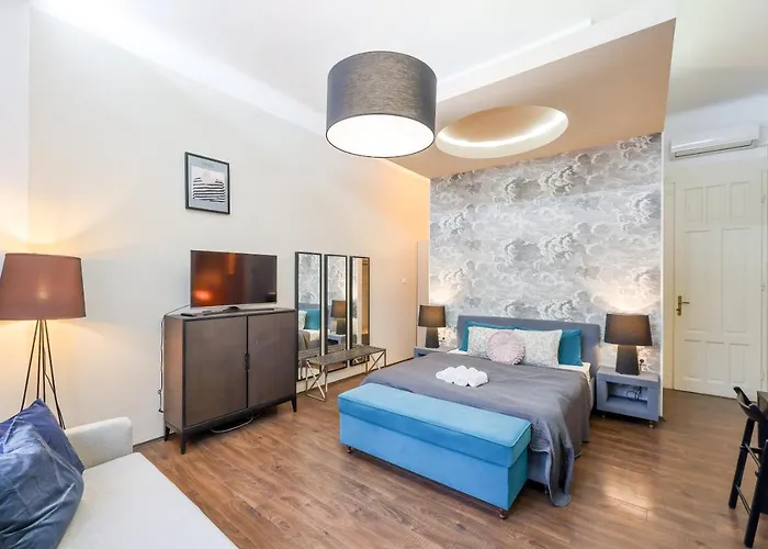 Apartmán Deluxe With 4bedrm 2 Bathrm Budapešť